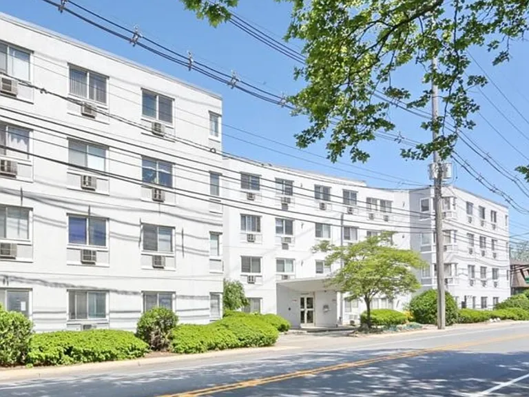 333 Grand Ave #3M — Photo 11