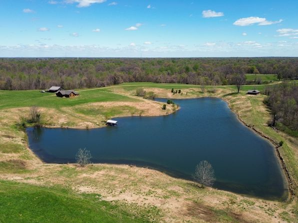 925 Cleve Duke Rd, Hornbeak, TN 38232