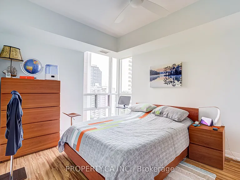 88 Broadway Ave #1407 — Photo 9