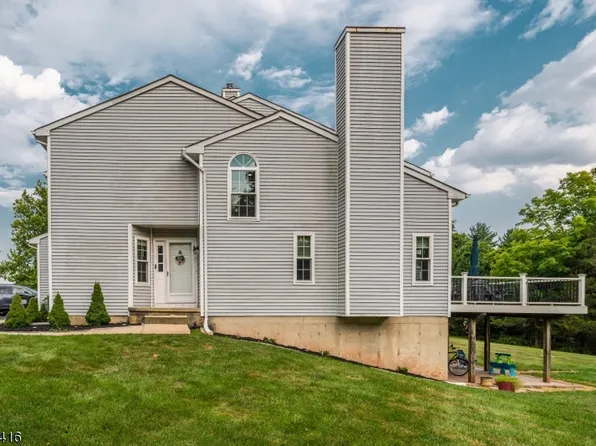 41 Buffalo Hollow Rd, Branchburg Twp., NJ 08876