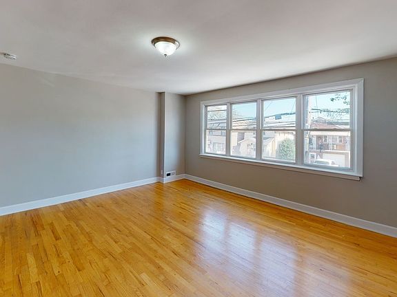 3rd image of 569 Logan Ave