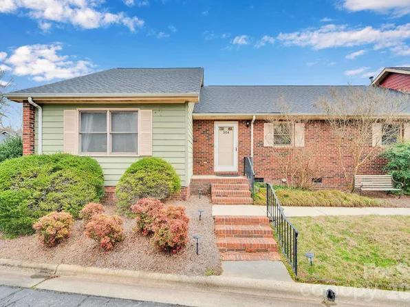 1300 Larchmont Pl APT 504, Salisbury, NC 28144