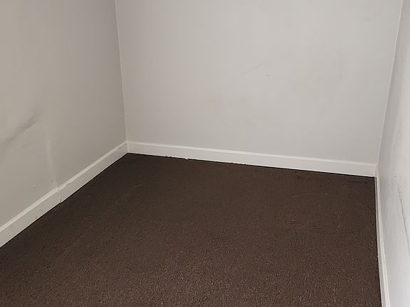3rd image of 29 N Wycombe Ave #1F