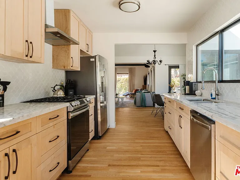 2062 High Tower Dr — Photo 7
