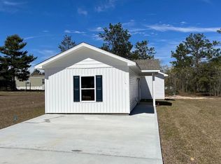 271 Laurel Ln, Defuniak Springs, FL 32433