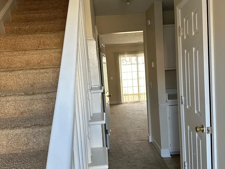 1264 Westridge Ct #A — Photo 15