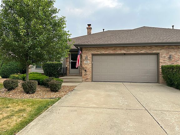 2nd image of 1592 Grand Prairie Dr