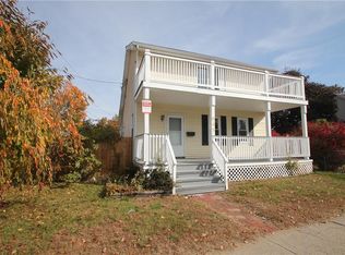 945 Saint James Ave, Springfield, MA 01104