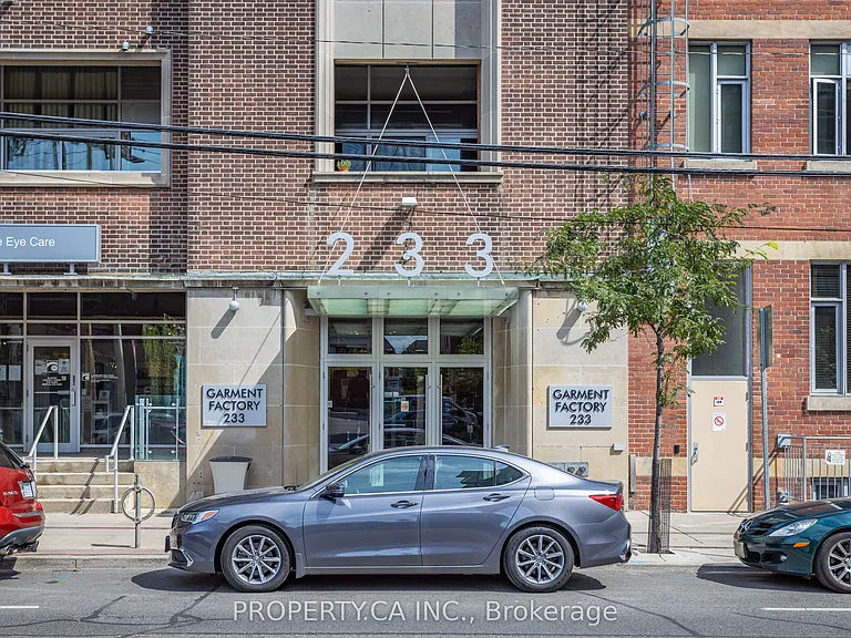 233 Carlaw Ave #325 — Photo 3