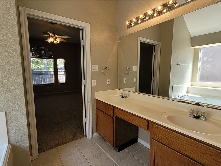 3825 Evergreen Way — Photo 20