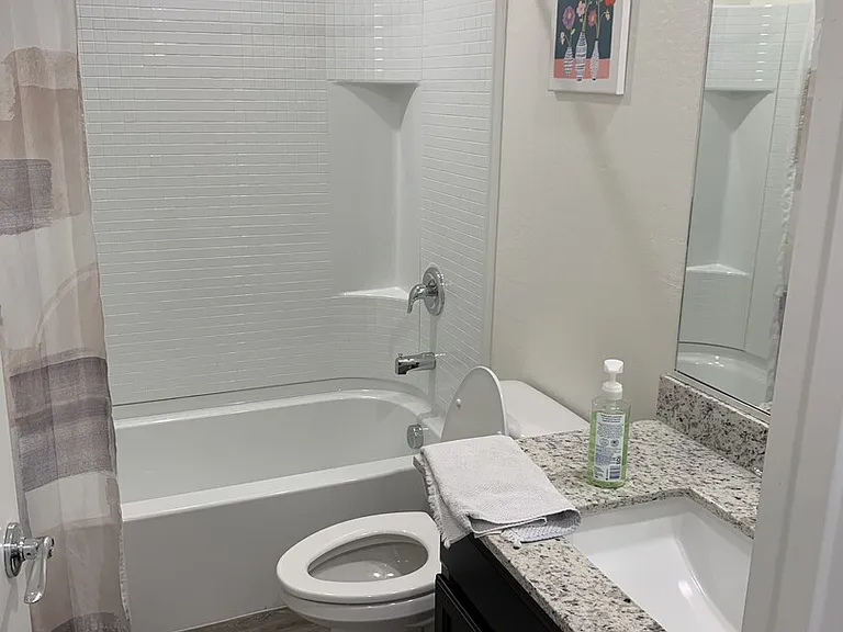 E Saladino Dr — Photo 13