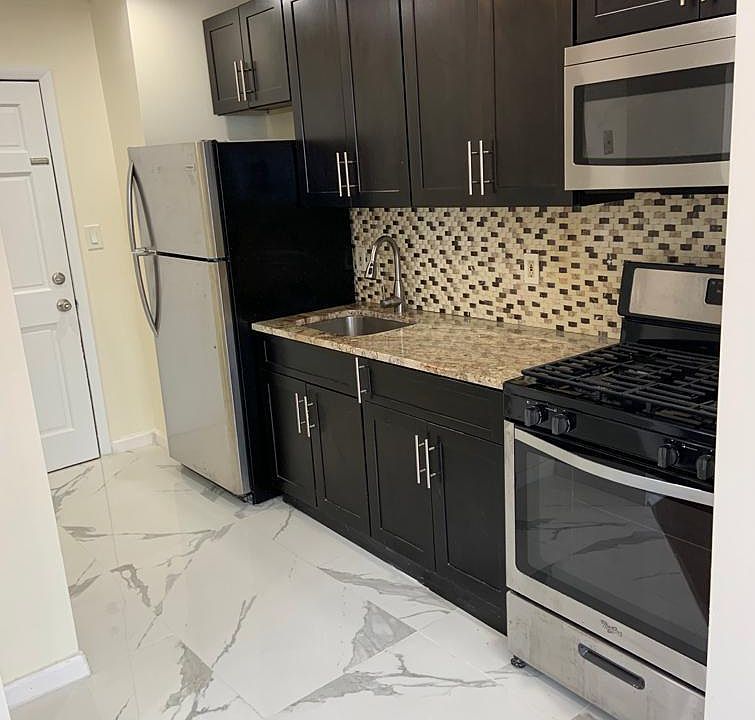 1st image of 131 Beach 122nd St #M2