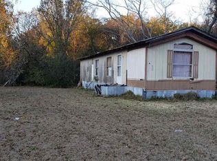 906 Henry C Yerger St, Hope, AR 71801