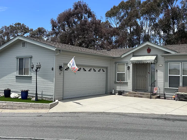 613 Via Del Mar — Photo 2