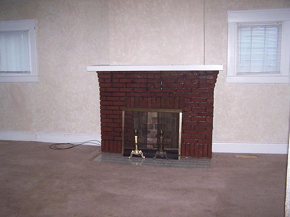 4th image of 8414 Granite St