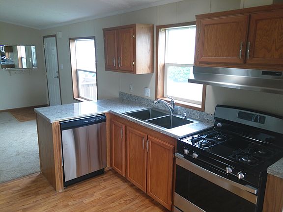 2nd image of 25739 Shinnecock Dr