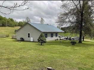 720 Woodyard Rd, Athens, OH 45701