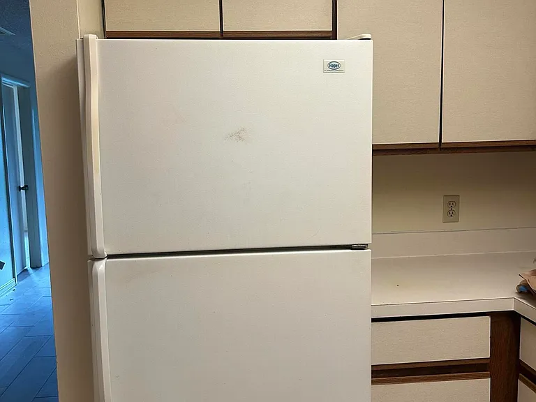 617 Ixoria Ave #15 — Photo 3