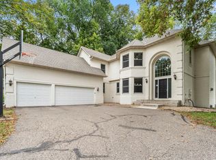 8915 Umbria Pl N, Maple Grove, MN 55311