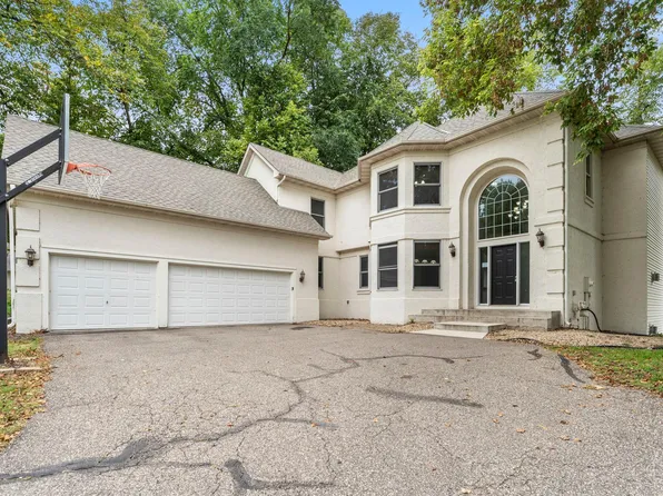 8915 Umbria Pl N, Maple Grove, MN 55311