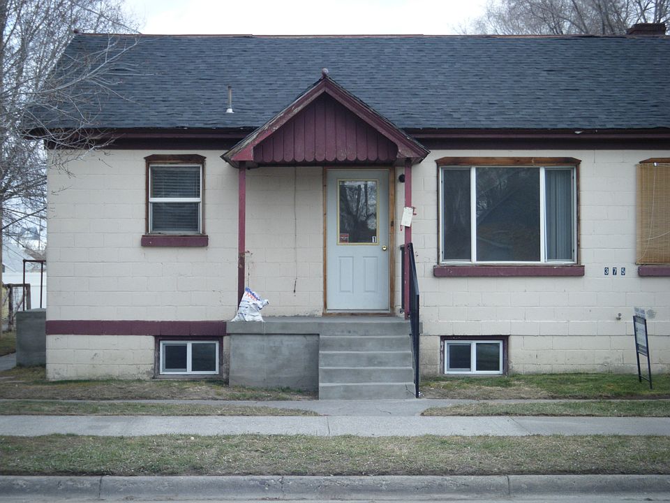1st image of 375 Gladstone St APT 3
