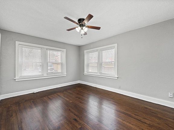 5th image of 3022 McGee St APT 303
