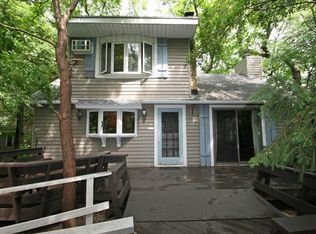 S21W35808 Parry Rd, Oconomowoc, WI 53066