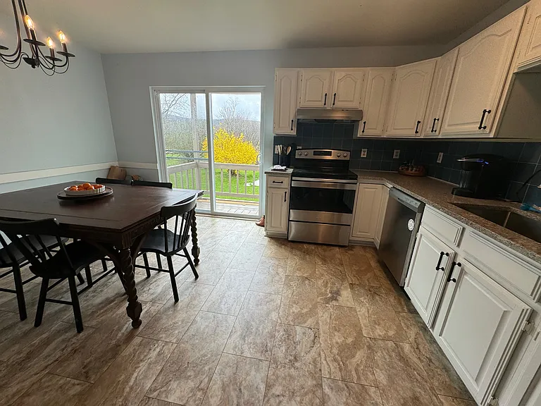 119 Etna Rd #B — Photo 16