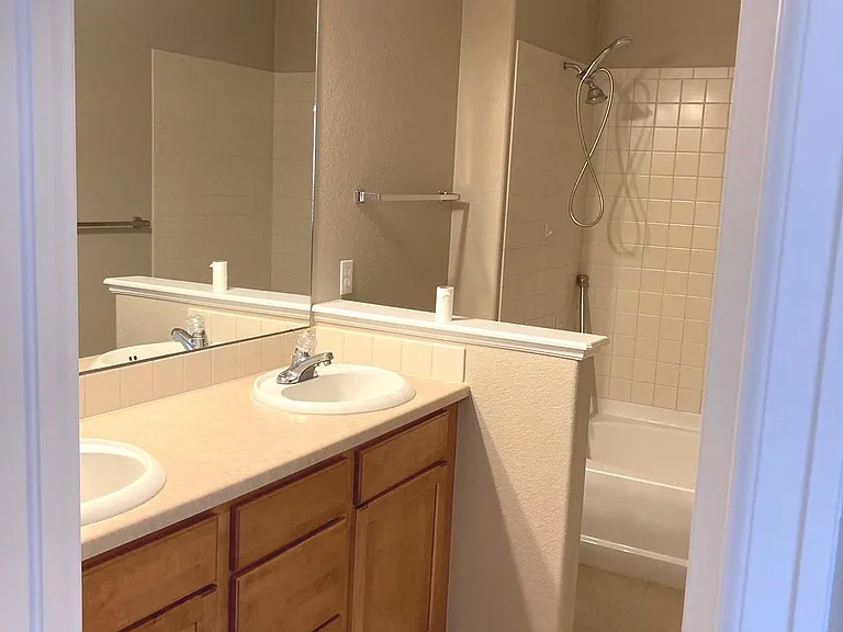 6806 W 3rd St #19 — Photo 22