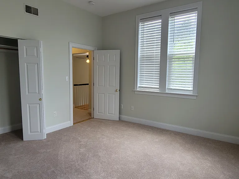 33 Randolph St #17 — Photo 4