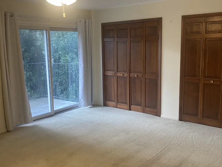 2331 E Market St #226 — Photo 10