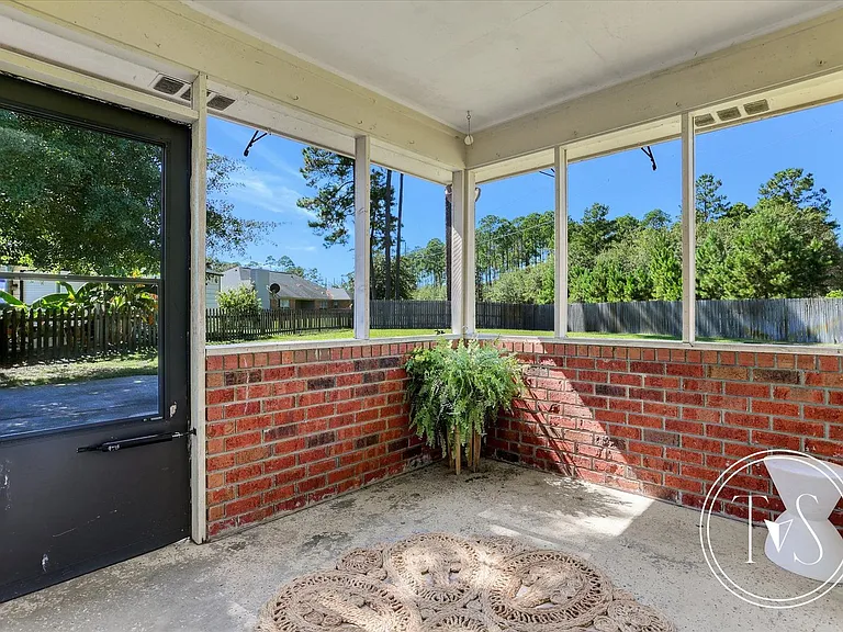 801 Winchester Rd — Photo 27