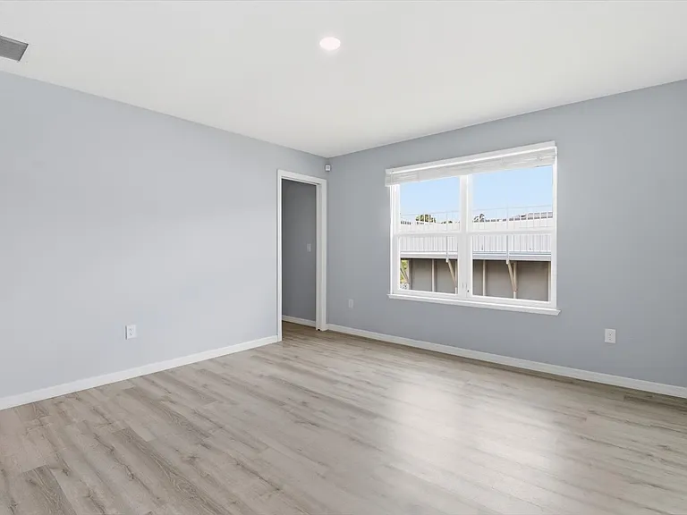 2584 SW 154th Ln — Photo 16