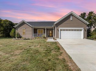 9995 Cedar View Ln, Aurora, IN 47001