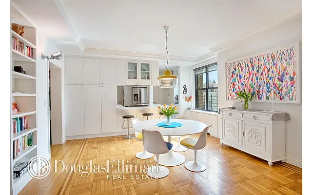 Sold by Douglas Elliman | media 14