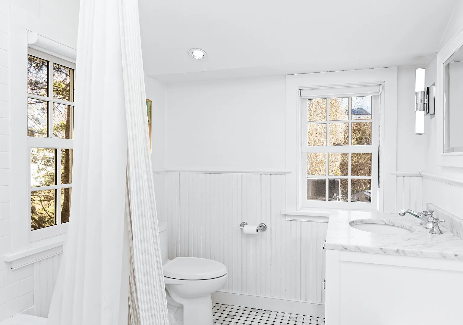 Sag Harbor Village Rental — Photo 3
