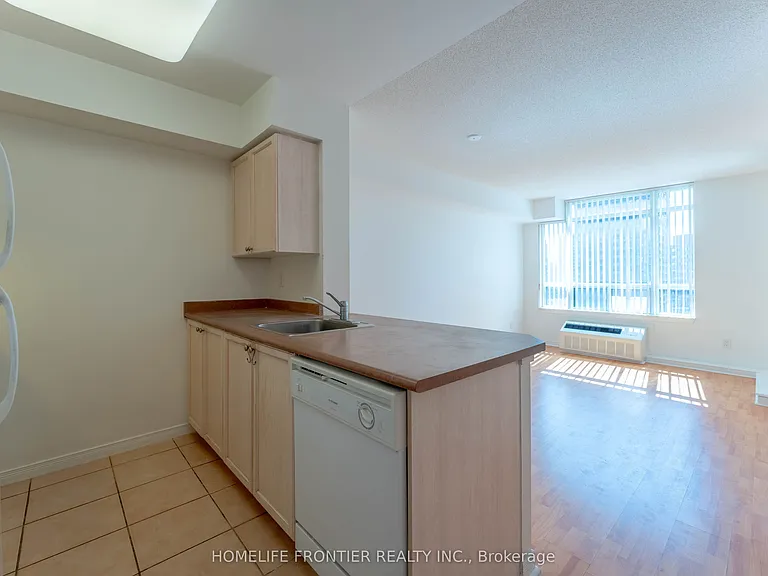 155 Beecroft Rd #1203 — Photo 3