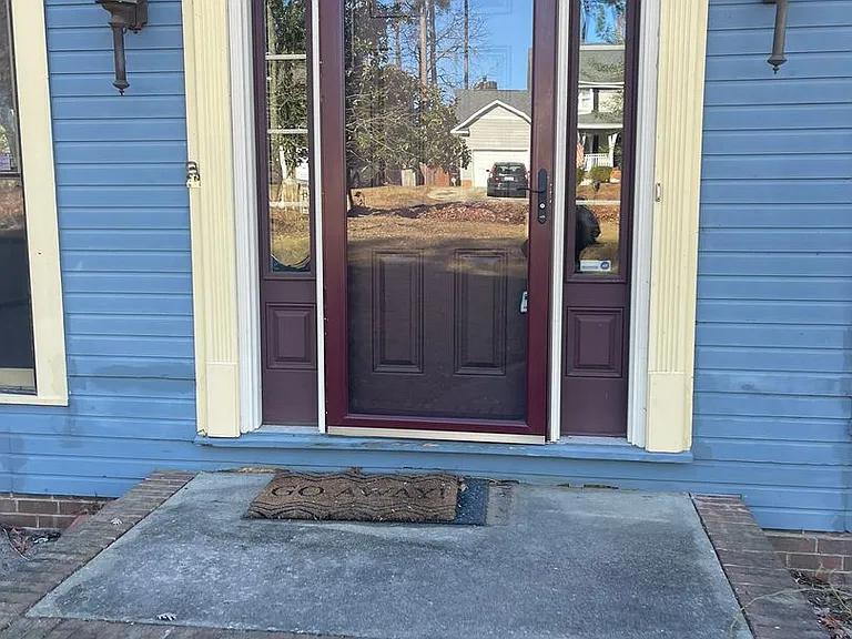 609 Georgetown Cir — Photo 43