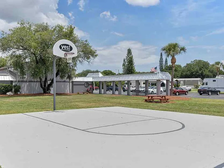 411 River Bay Dr — Photo 10