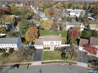 265 Purdue Ct, Paramus, NJ 07652