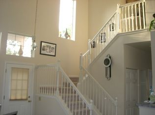 12 Saint Moritz Ct, Elmhurst, IL 60126