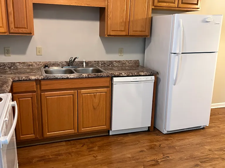 308 E General Stewart Way #B — Photo 33