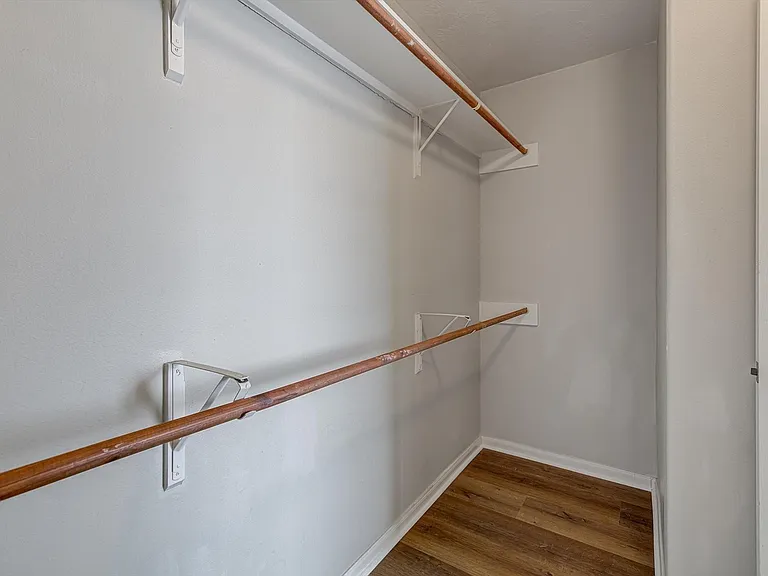 13983 Maximos Dr — Photo 24