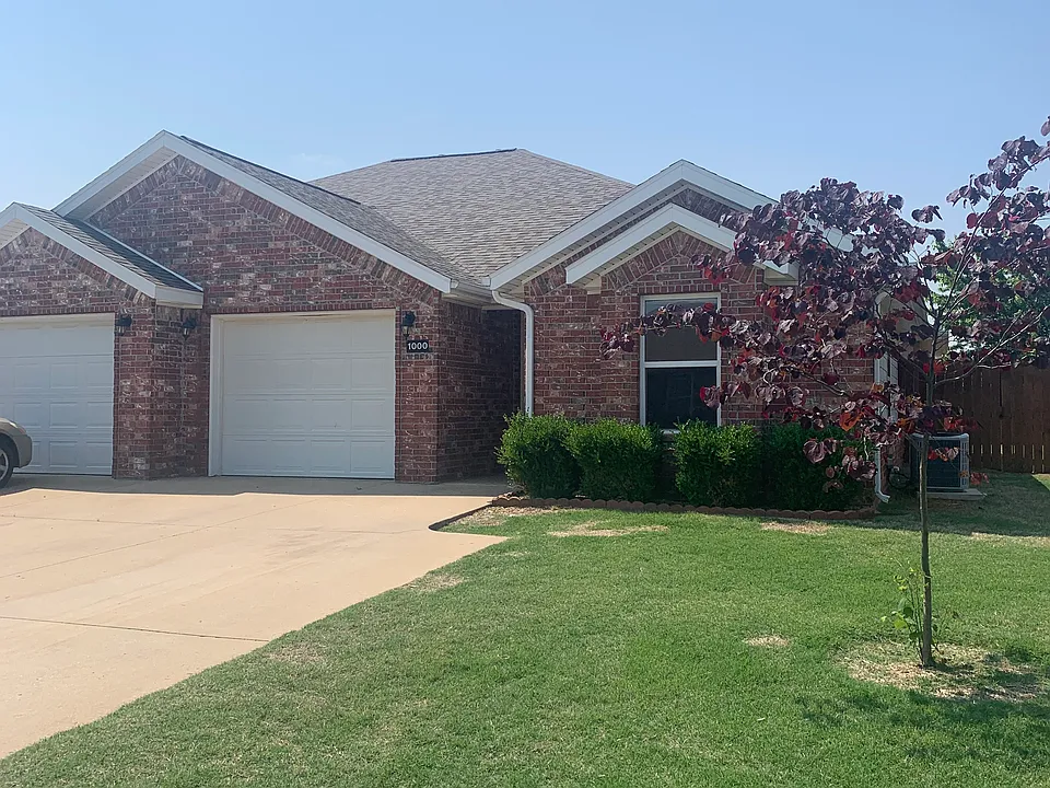 220 Copper Oaks Dr #220
