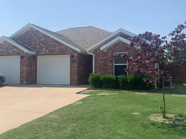 220 Copper Oaks Dr #220, Centerton, AR 72719