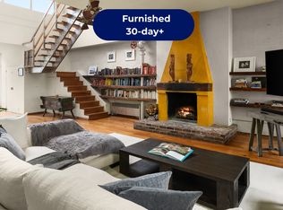 70 W 3rd St #2B, New York, NY 10012