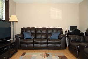 5th image of 2110 S Frankfort Ave