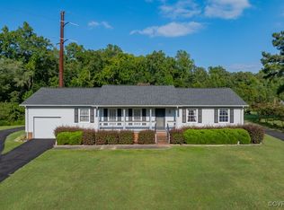 402 Cifers Ln, Emporia, VA 23847