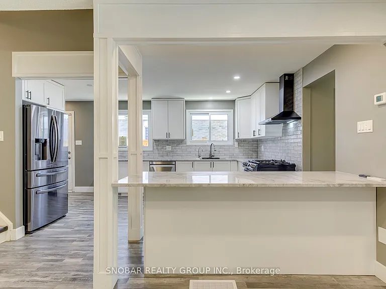 547 Conway Ct — Photo 7