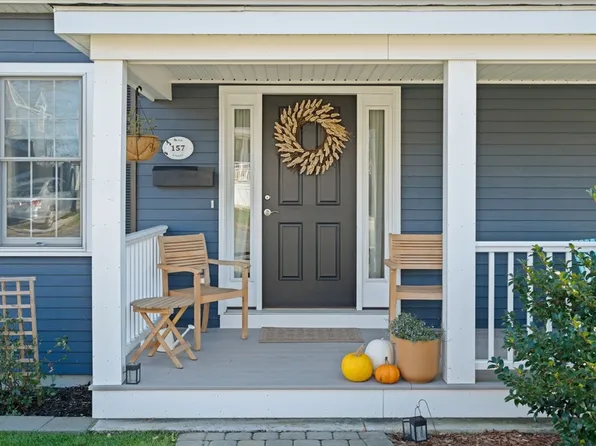 157 Green St #3, Marblehead, MA 01945